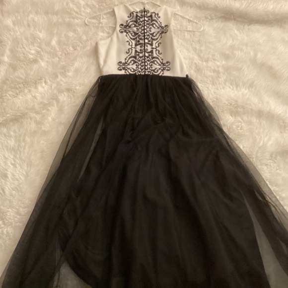 Extraordinary Black and White Dress for Girls - Picture 2 of 3